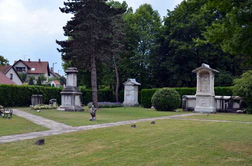 Rimska nekropola u Šempetru - Pogled na Nekropolu. Foto: VJB. Rimska nekropola u Šempetru - Pogled na Nekropolu. Foto: VJB.
