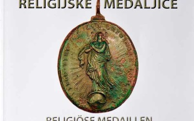 Katalog – Boris Mašić ‘Religijske medaljice’ [osvrt Vendi Jukić Buča]